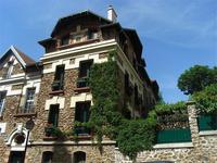 Wohnen auf dem Märtyrer-Berg