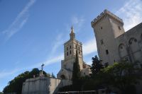 Blick zur Notre-Dame-des-Doms