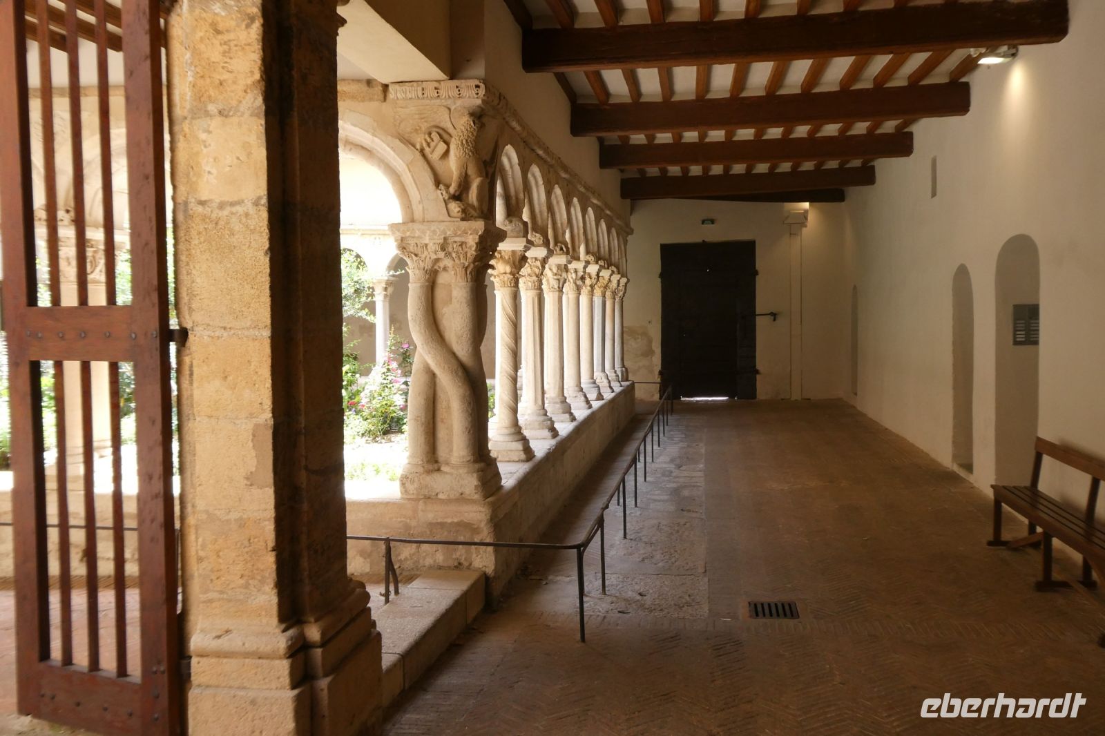 Kreuzgang der Kathedrale Saint-Saveur 