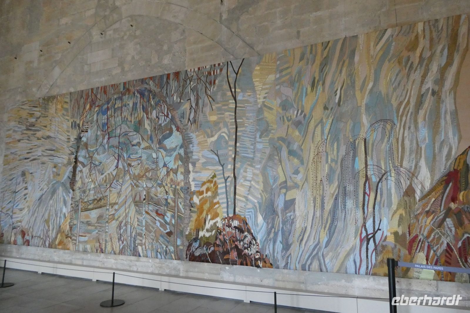 Seidenteppich für die kommende Ausstellung im Papstpalast