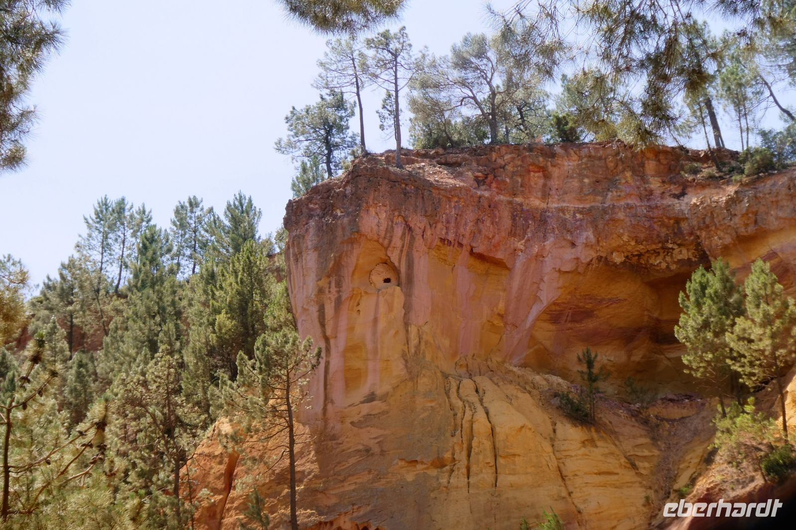 auf dem Ockerweg in Les Beaux-de-Provence