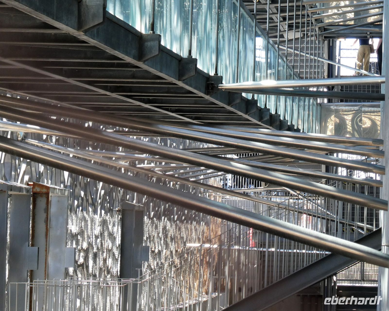 Filigranes Bauwerk vom franz.Architekten Rudy Ricciotti 