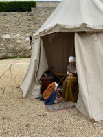 Familie früher, nachgespielt im Schloss Anvers