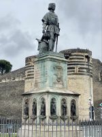 König René vor dem Schloss Anvers