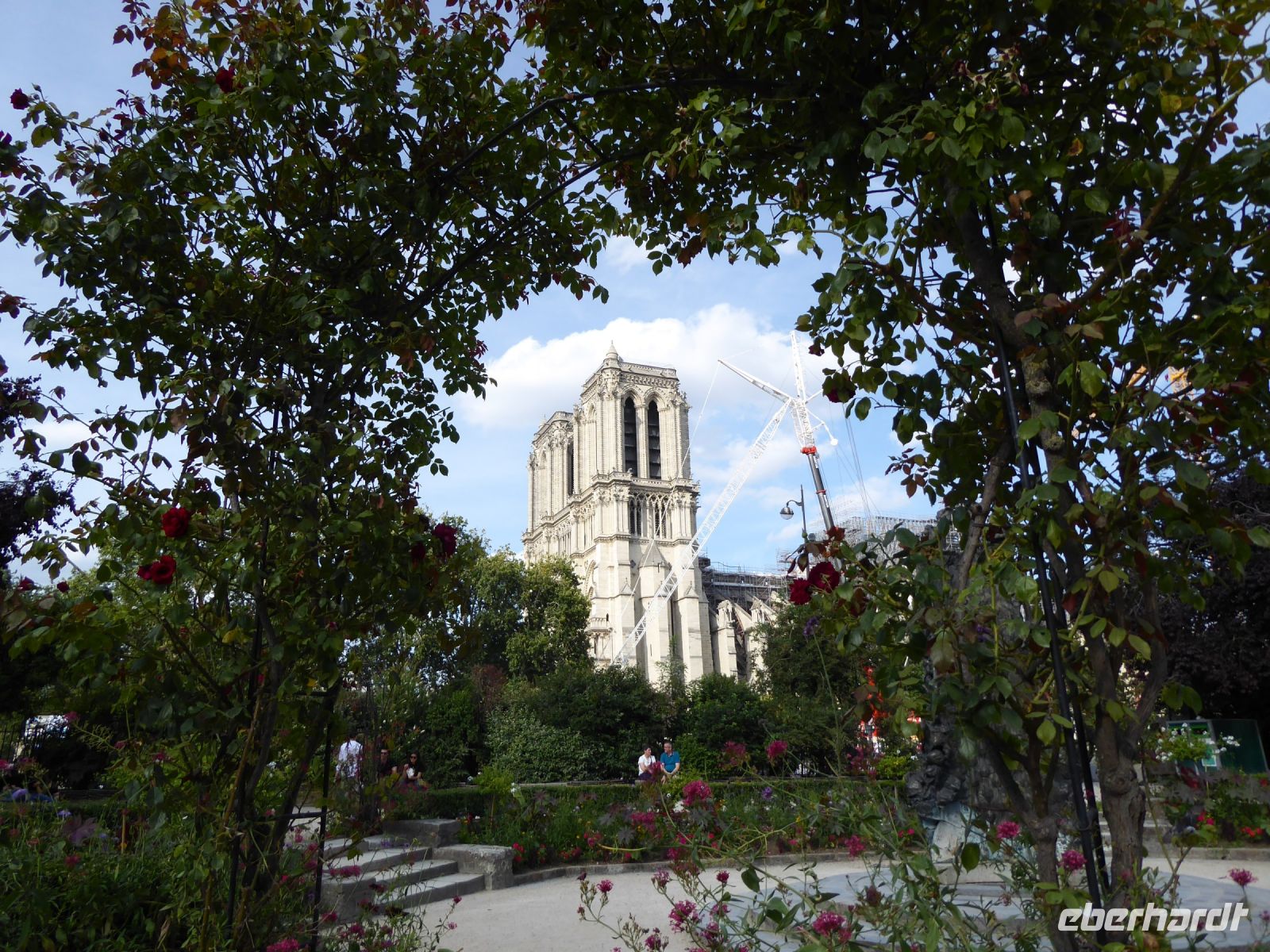 Tag 1 Entdeckerspaziergang, Nôtre Dame