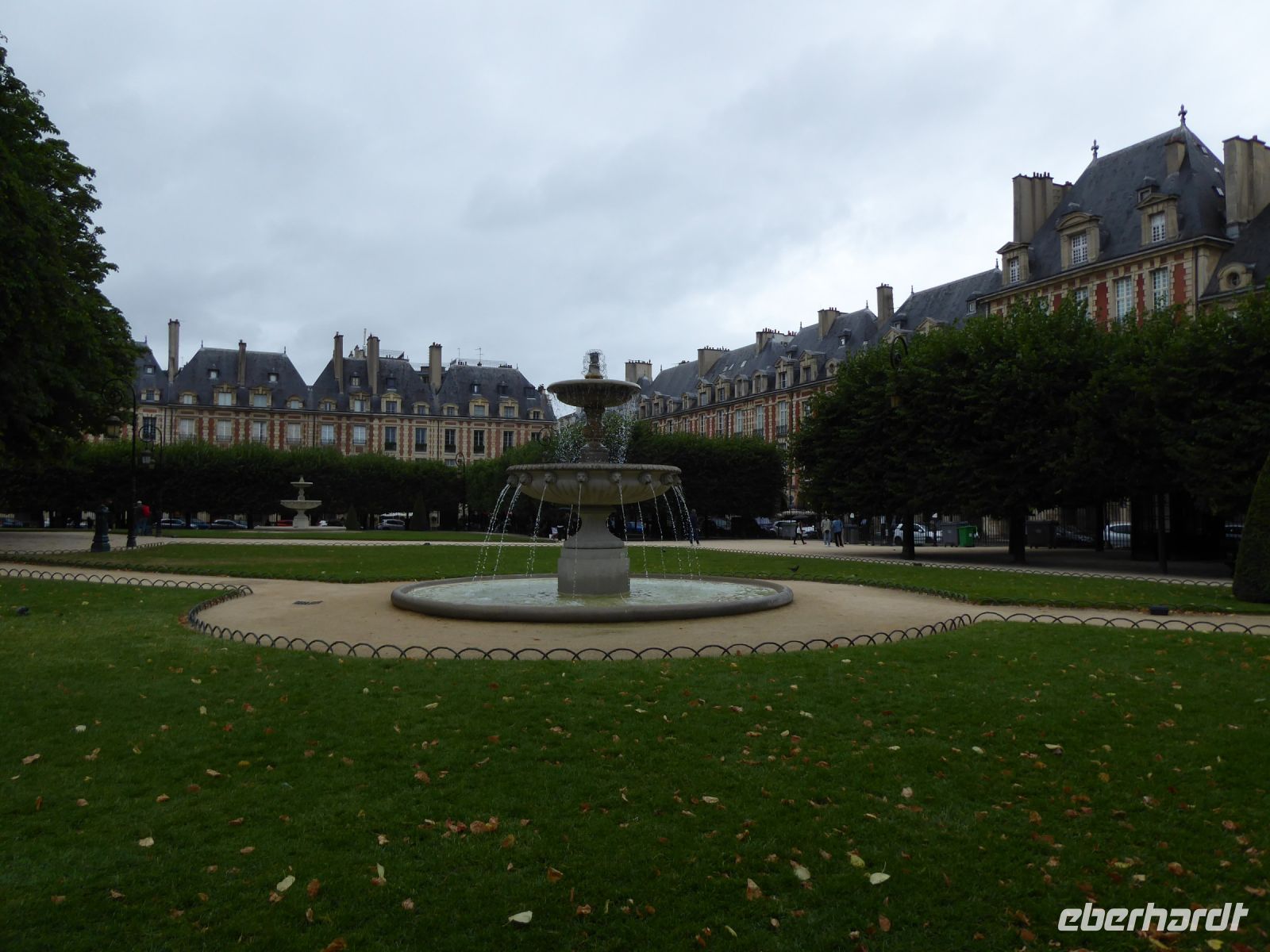 Tag 2 Stadterkundung im Marais, Place des Vosges