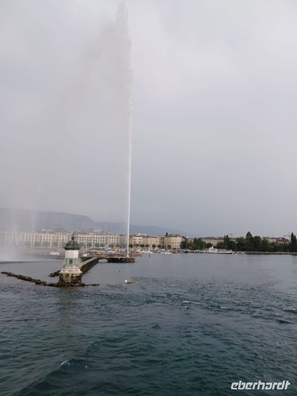 Die Wasserfontäne von Genf