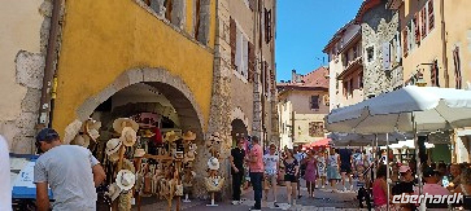 Arkaden in der Altstadt Annecy