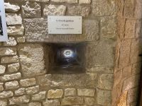 Guckloch im Turm – mit Blick aufs Gartentor