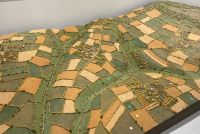 Im Museum der Normandie im Schloss, frühe Kulturlandschaft als Modell