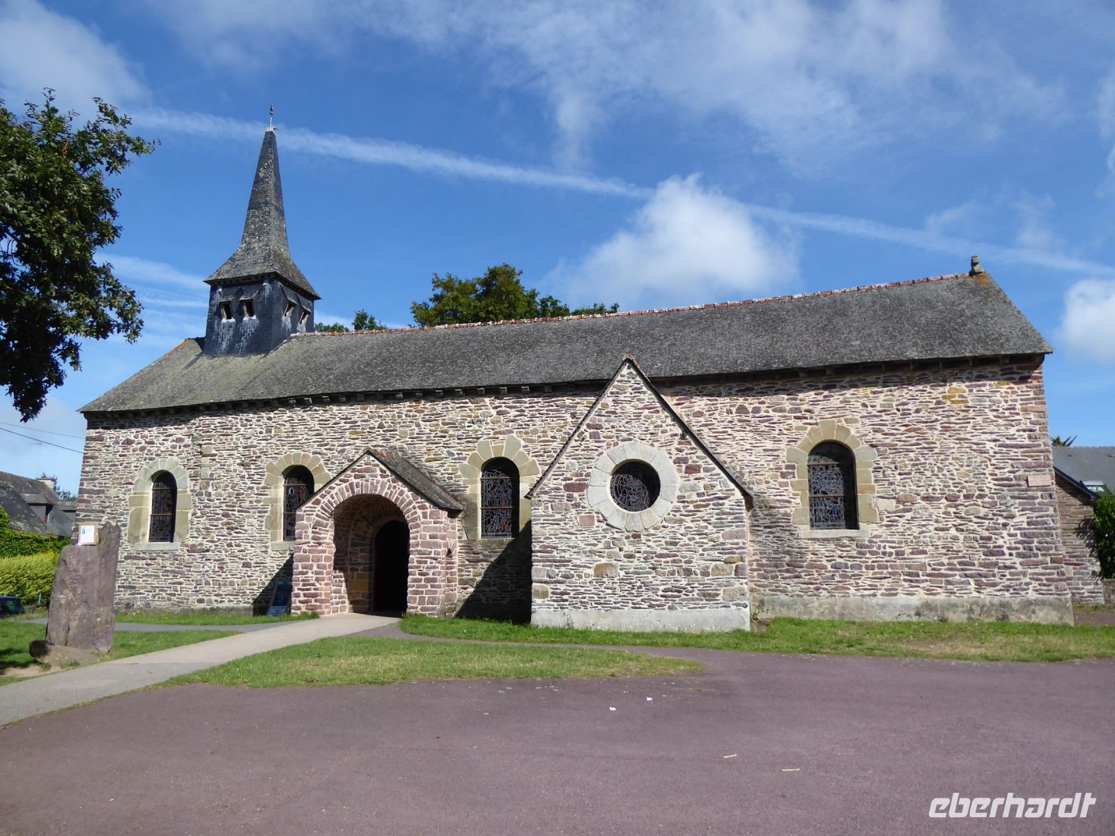 Tag 3 07.08.2023 Kirche in Tréhorenteuc