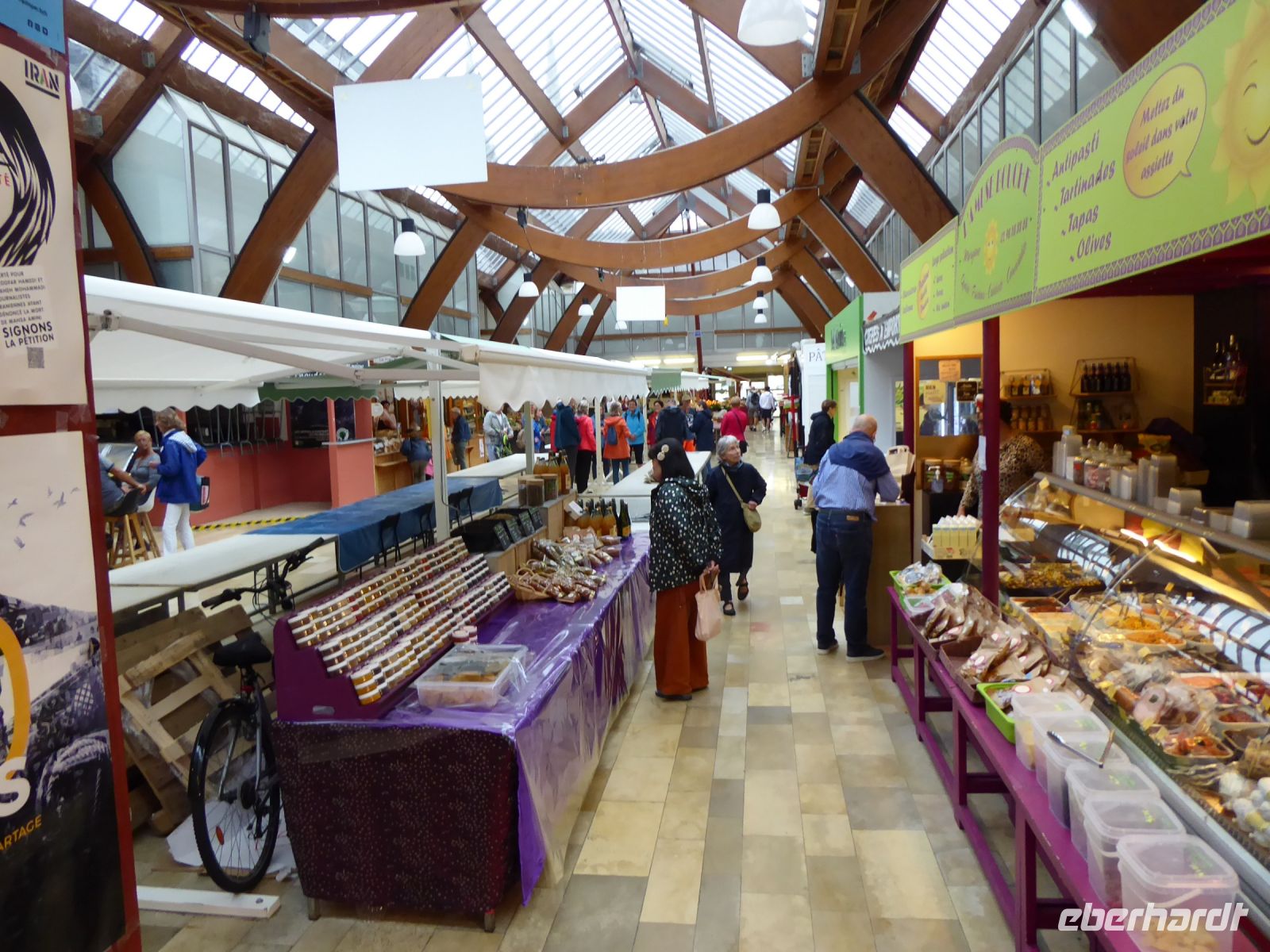Tag 7 11.08.2023 Stadtführung in Quimper, Markthalle