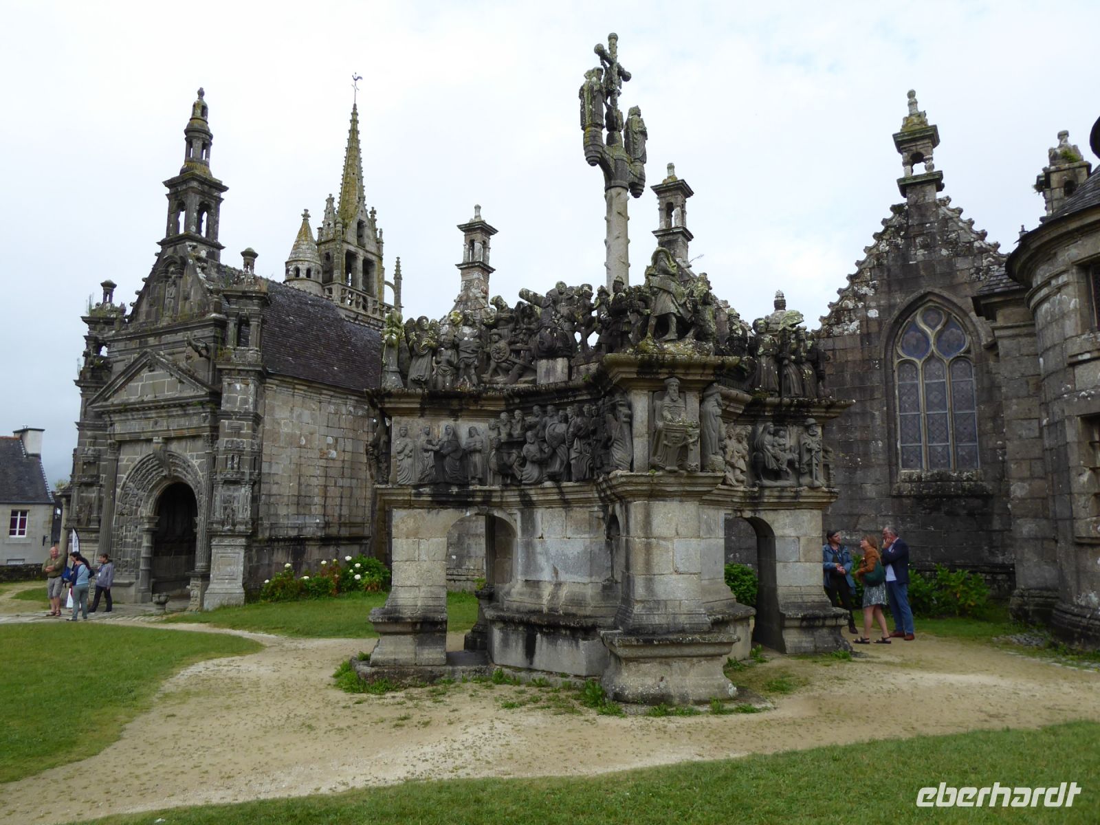Tag 7 11.08.2023 umfriedeter Pfarrbezirk Guimiliau, Kalvarienberg