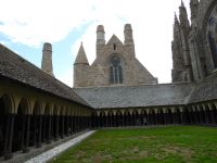 Tag 9 13.08.2023 Mont Saint Michel, Kreuzgang