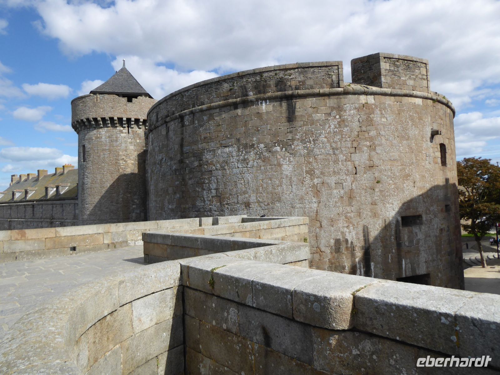 Tag 9 13.08.2023 Stadtmauer von St. Malò