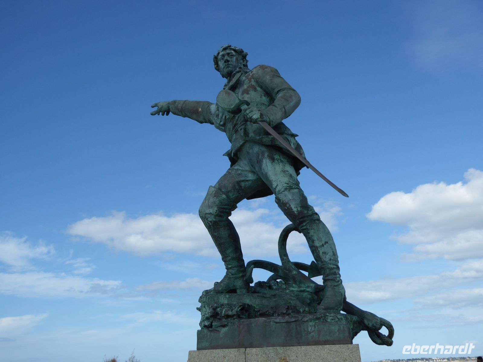 Tag 8 12.08.2023 St. Malò, Statue des Korsaren Robert Surcouf