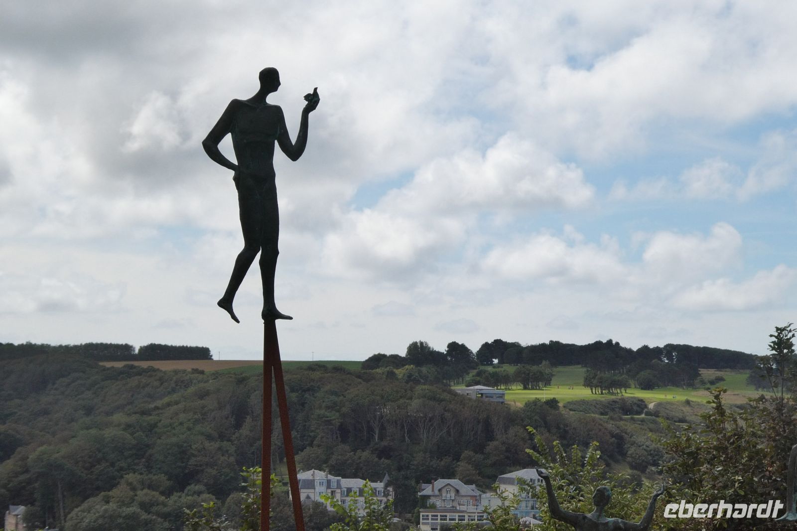 Kunst im Garten von Etretat