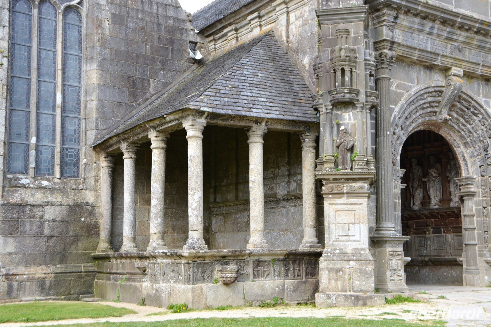 Beinhaus von Guimillau