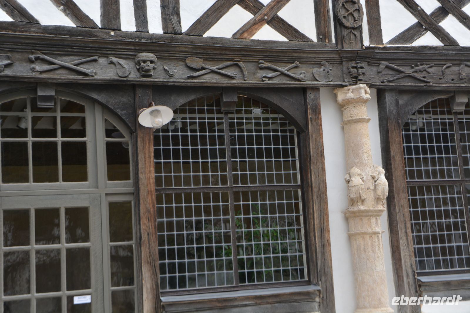 der Totentanz an der Wand