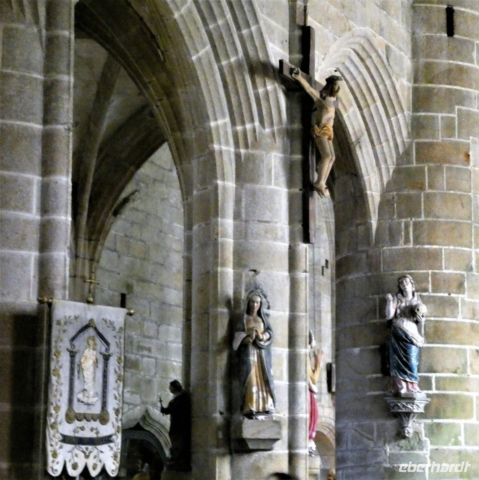 viel Heiligkeit geeint