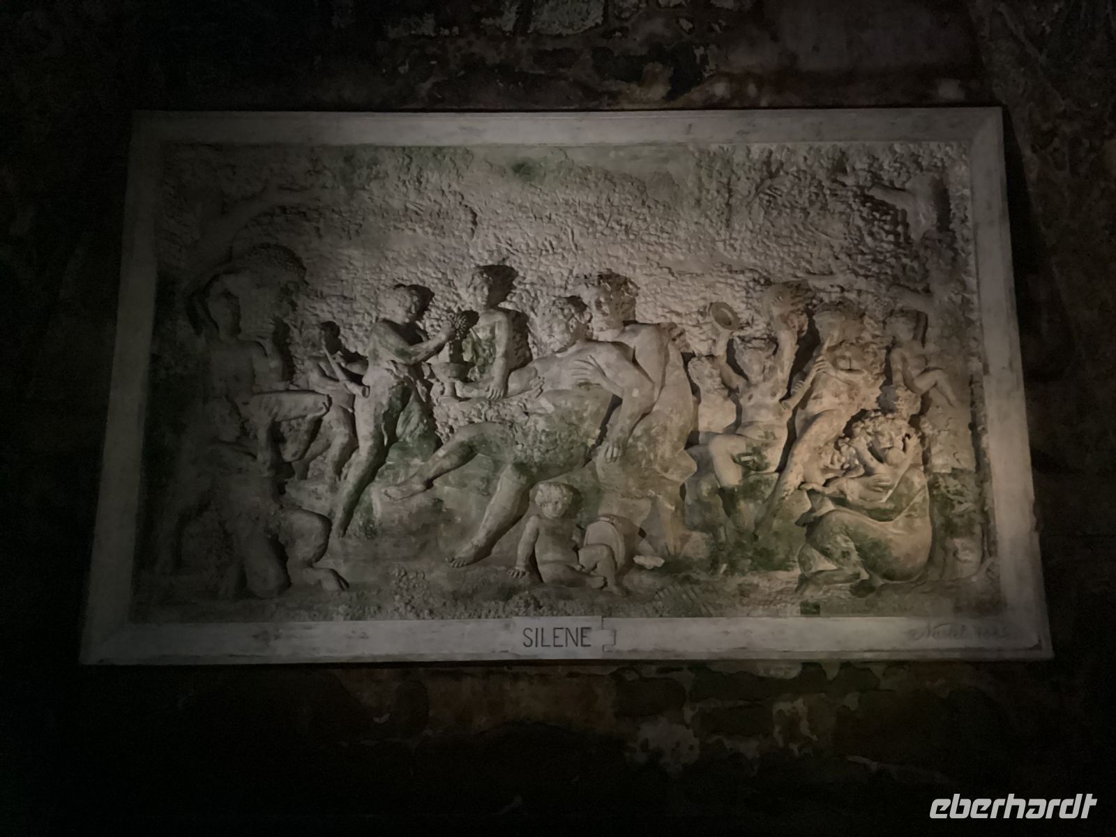 …eines der Basreliefs in den Kellereien von Vranken-Pommery