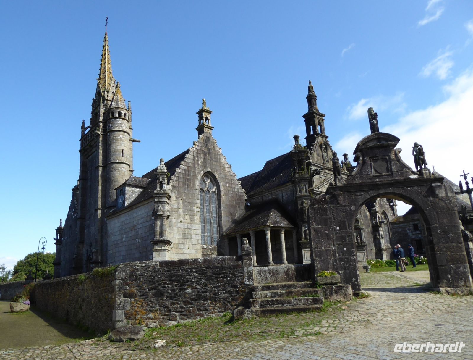 Tag 7 25.08.2023 Der umfriedete Pfarrbezirk von Guimilau 