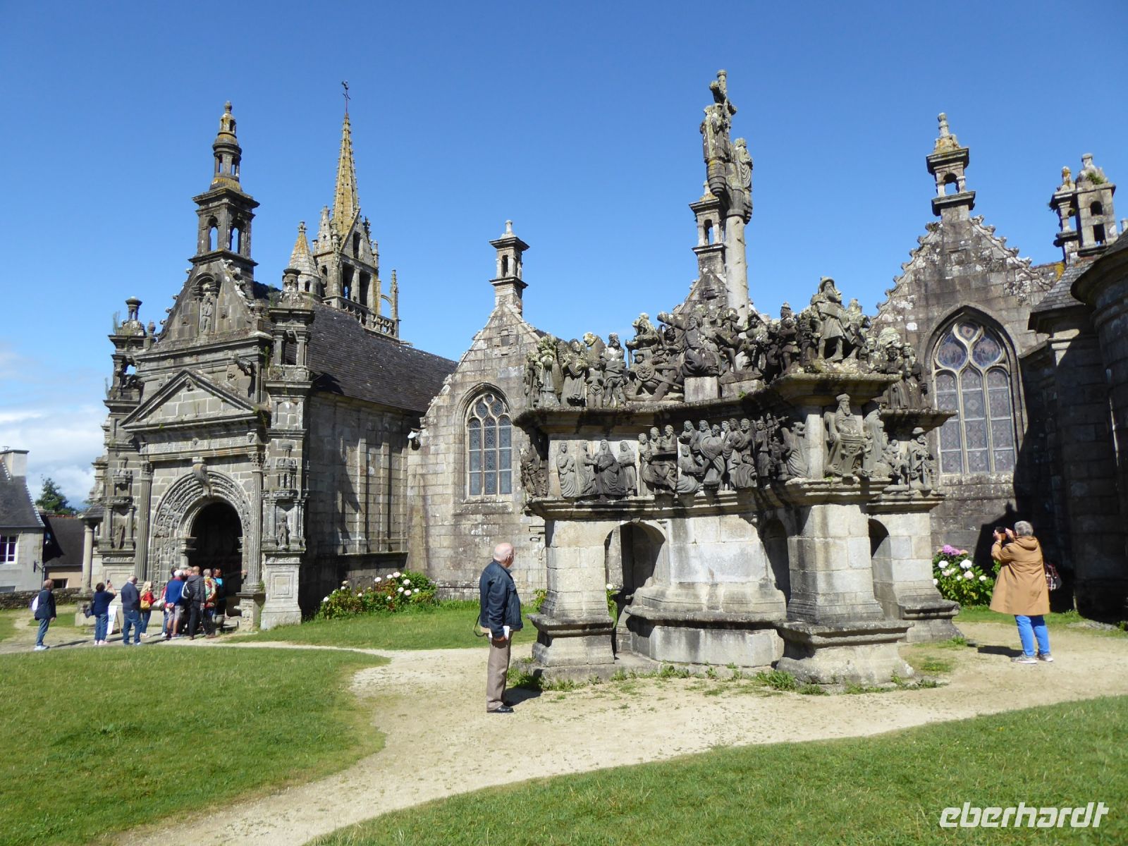 Tag 7 25.08.2023 Der umfriedete Pfarrbezirk von Guimilau 