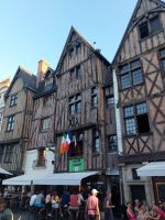 Tours: Place Plumereau