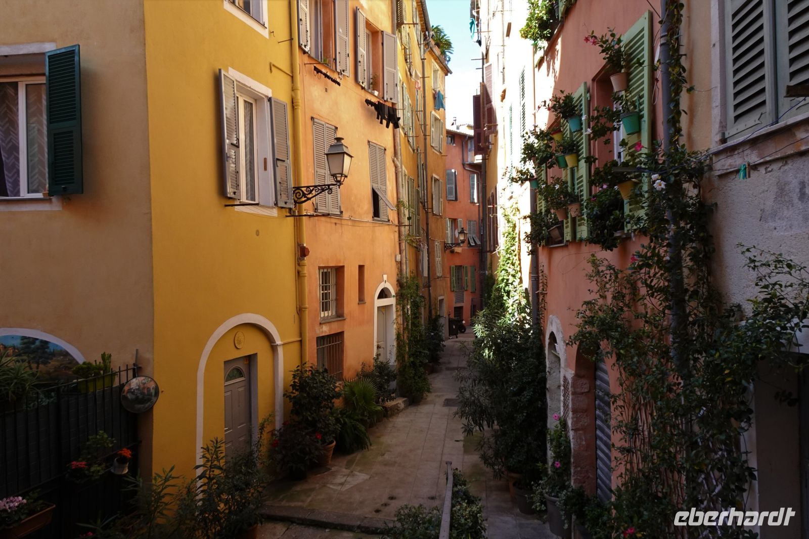 Tag 2 03.10.2023  Gassen in der Altstadt von Nizza