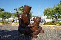 Tag 6 07.10.2023 St. Maxim, Kunst mit Eimer, David David