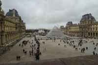 Tag 2, 29.12.2023  Museumsbesuch im Louvre, Blick aus dem Fenster