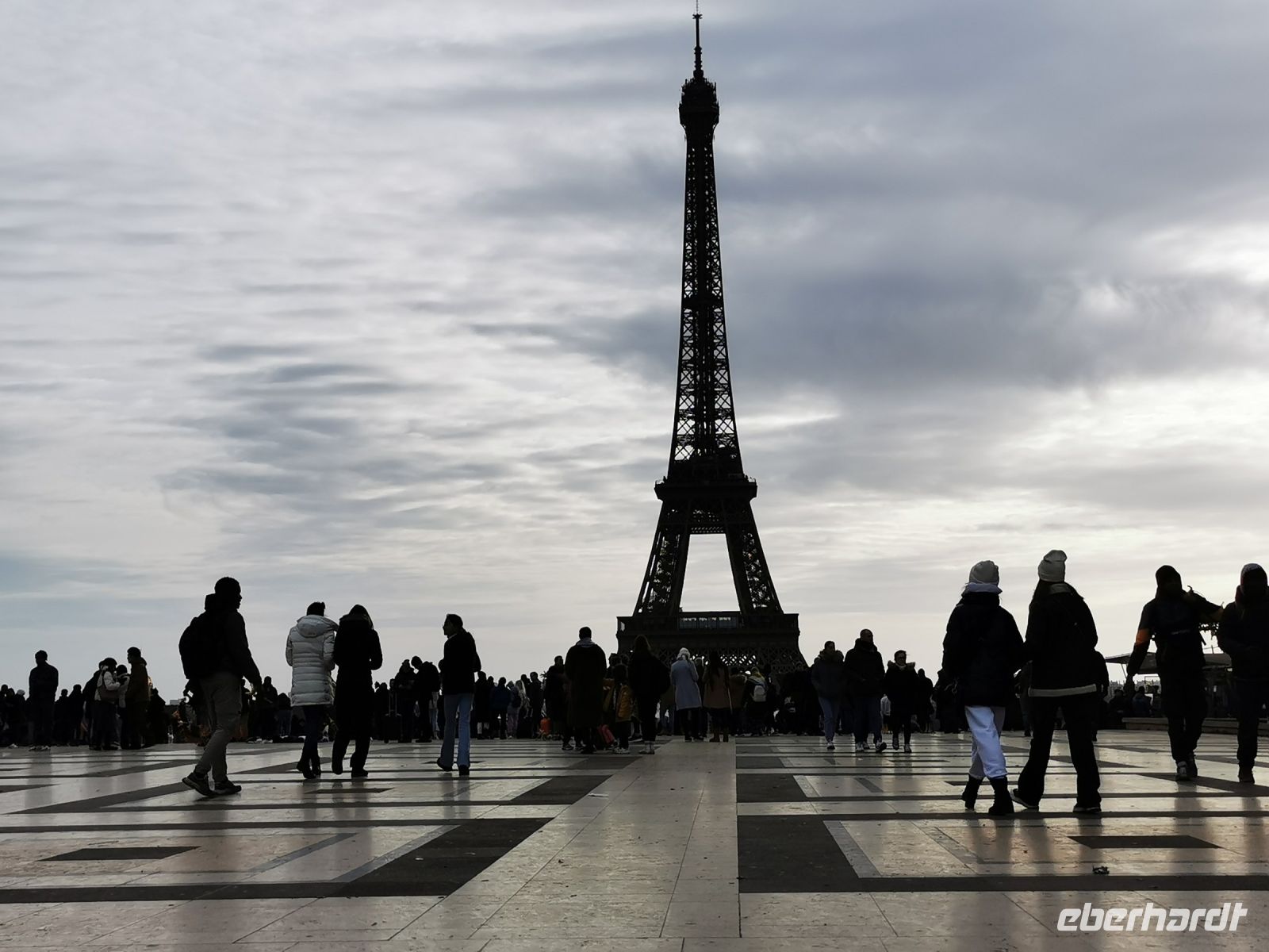 Tag 5, 01.01.2024: Blick auf den Eiffelturm