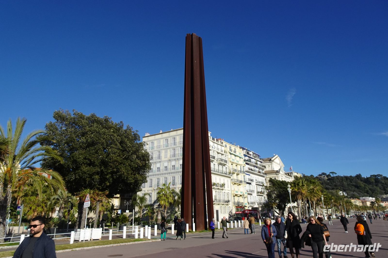 Tag 1 23.01.2024 Spaziergang aus der Promenade des Anglais, Skulptur von B.Venet