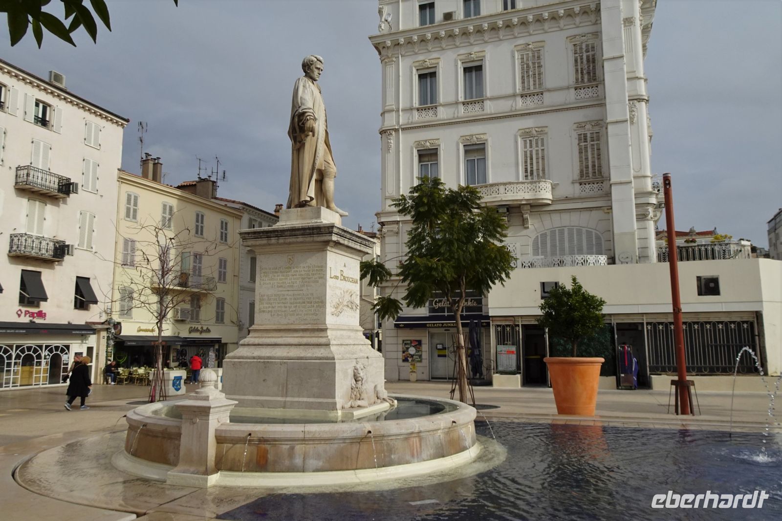 Tag 2 24.01.2024 Stadtbesichtigung in Cannes, Denkmal für Lord Brougham