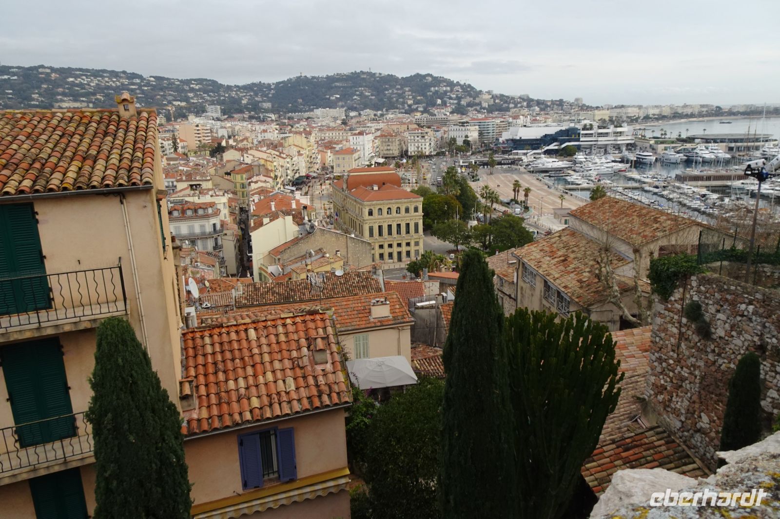 Tag 2 24.01.2024 Blick über die Dächer von Cannes