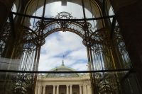 Tag 2, 29.03.2024 Stadtrundfahrt, Blick zum Grand Palais