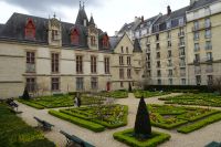 Tag 2, 29.03.2024 Stadtrundfahrt, Hôtel de Sens