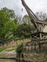 Alter Hafenkran in Arcais.jpg