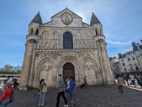 Notre Dame de la Grande - ein Höhepunkt der poitevinischen Romanik.jpg