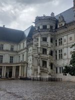 Château Blois: Leonardos Treppenhaus im Flügel Franz I.