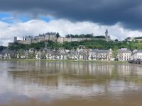 Chinon: Stadtansicht bei Hochwasser der Vienne