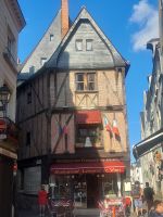 Tours: am Place Pumereou