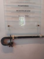 Lucé: Leonardo erfand auch die erste Wasserpumpenzange