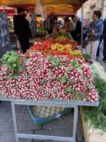 Sonntagsmarkt in Chalon-sur-Saône