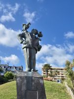 23 Dinard Statue Hitchcock