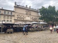 Provence Intensiv - Hotel des Monnaies, das Schatzhaus, natürlich ohne Fenster