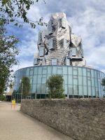 Provence Intensiv - Der Luma-Tower in Arles