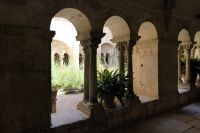 Im Kloster St.Mausole