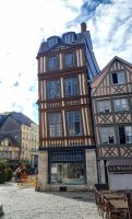 Schiefes Fachwerkhaus in Rouen
