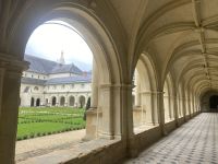 RADREISE LOIRE 3.-11.9.24: Im Kreuzgang in der Abtei von Fontevraud